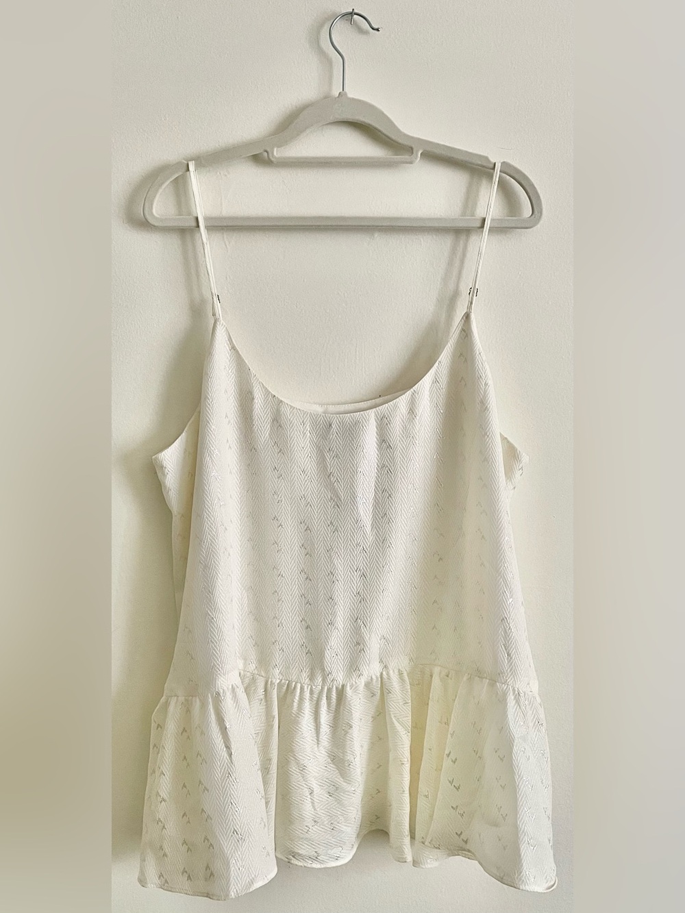 🗝️ NWT Metaphor White Spaghetti Strap Tiered Camisole Blouse 🗝️